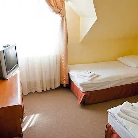 Olenka 3*